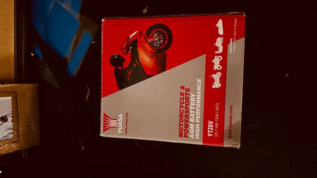 Batteria AGM Yuasa YTZ8V Moto Powersports
