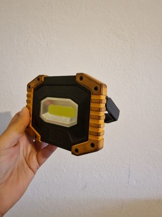 LAST PRICE Faretto LED 30W Ricaricabile