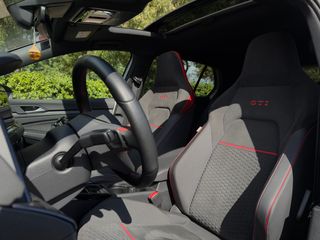 Volkswagen Golf GTI 2023