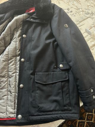Parka Wellensteyn Negra con Cuello de Pelo