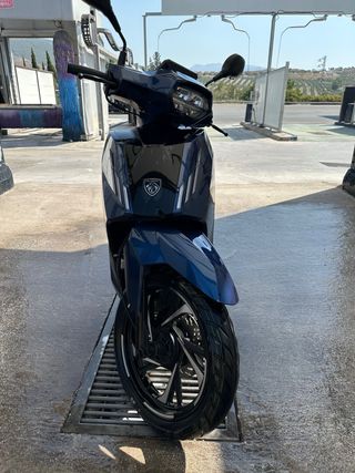 Peugeot Tweet 125 2023 Azul
