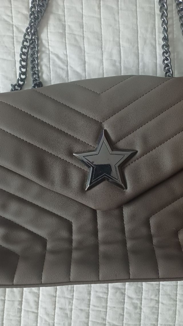 Bolso de mano con estrella