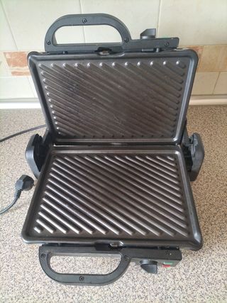 Sandwichera Silvercrest Grande