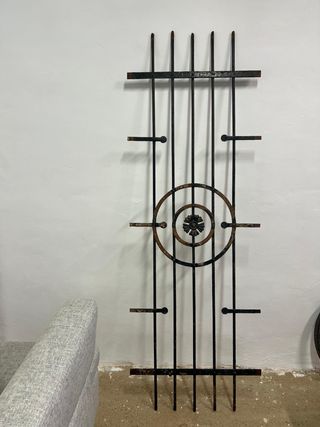 Reja de hierro forjado decorativa