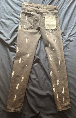 Pantalones Purple Brand Grises
talla 28 USA