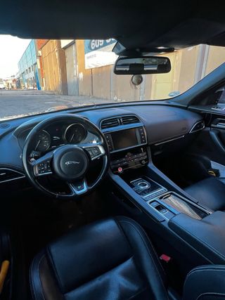 Jaguar F-Pace 2018