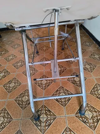 Camilla de maaje profesional