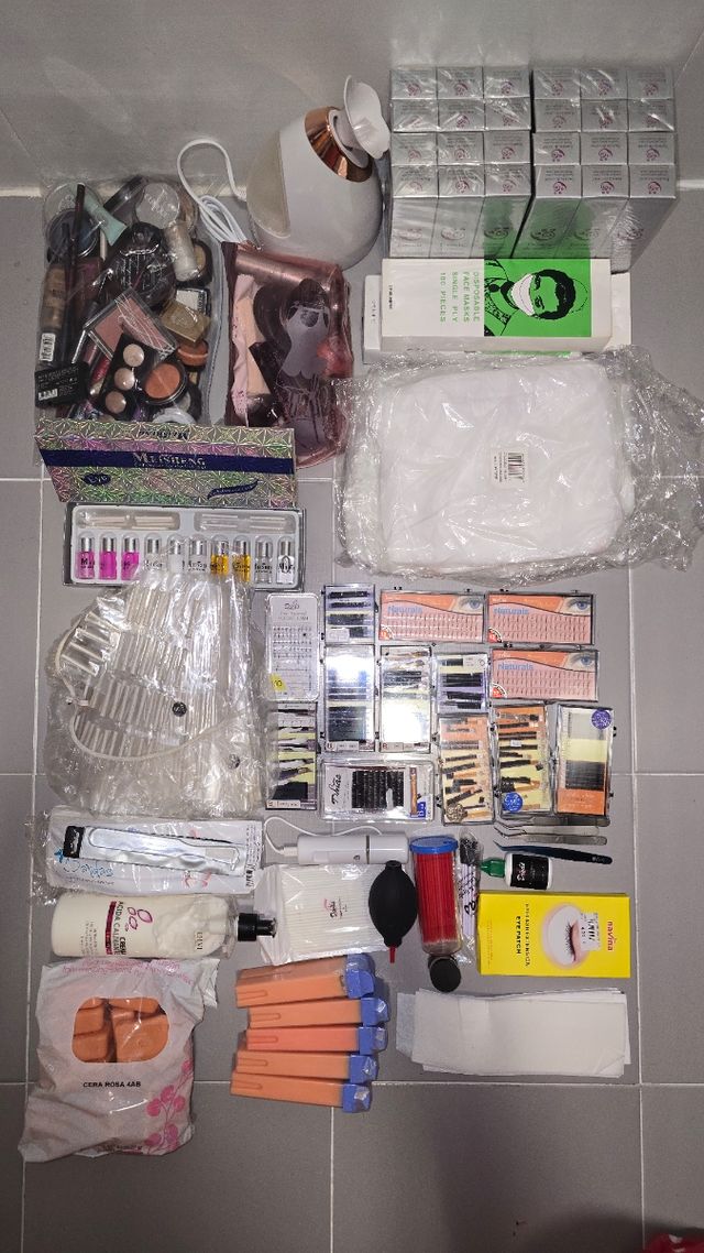 Lote peluquería, estética, pestañas...
