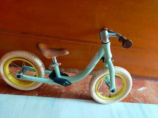 Bicicleta de equilibrio AMIGO infantil