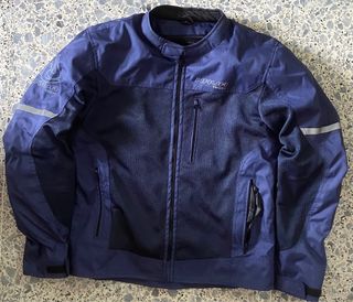 negociable,ropa para moto 
