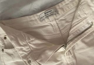 Pantalón Vaquero Corto Blanco Roto