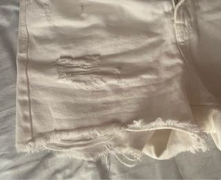 Pantalón Vaquero Corto Blanco Roto