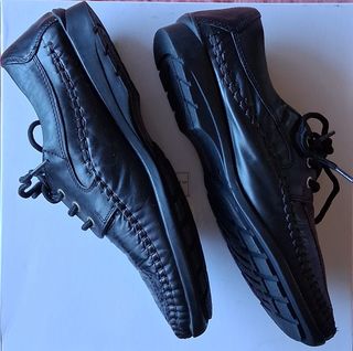 Scarpe uomo Comode nere taglia 40