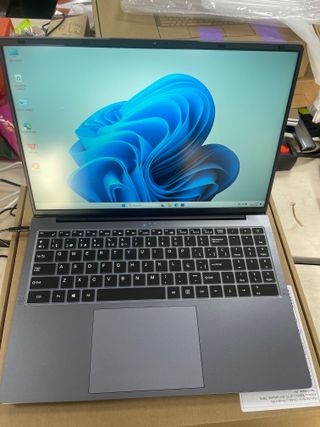 Portátil Intel i5-8210Y 16GB RAM 512GB SSD Gri 030