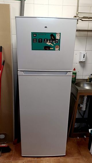 Cafetera DeLonghi Magnifica S Negra