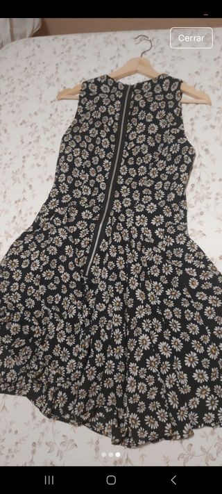 Vestido de margaritas negro