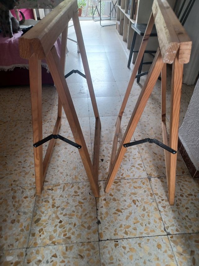 Caballetes de madera