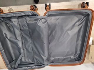 Maleta Kono 24" Negra con Código de Seguridad