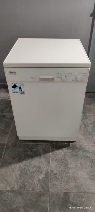 Lavavajillas Miele Novastar
