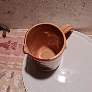 Brocca in terracotta con disegno Gallipoli