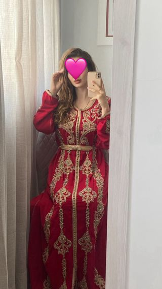 Kaftán Marroquí Rojo y Dorado