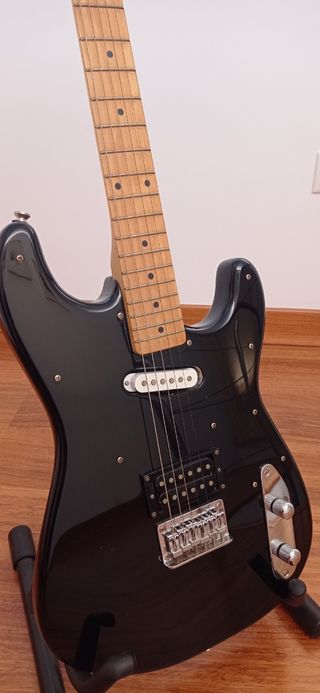 Guitarra eléctrica Squier 51 Pawn Shop. Rareza 