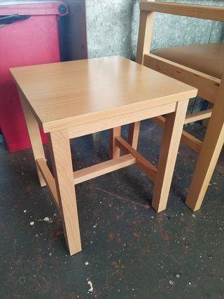 Taburete de madera