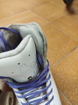 Patines de artístico blancos