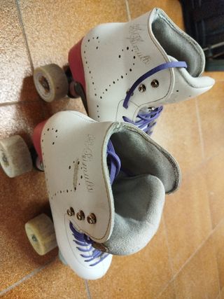 Patines de artístico blancos
