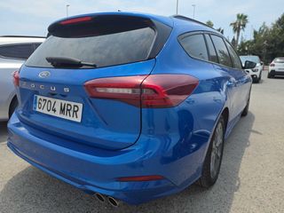 Ford Focus Sportbreak ST-Line X 1.0 EcoBoost MHEV