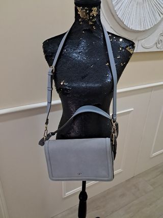 Bolso de mano cuero azul,sin estrenar sin etiqueta