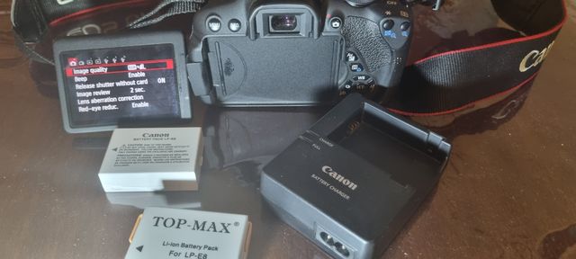 Canon 700D Reflex + Zoom Ultrasonic