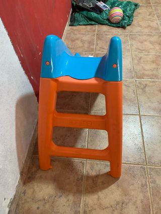 Tobogán infantil azul