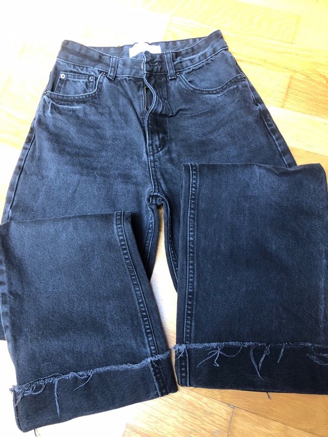 Vaqueros negros chica