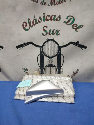 Tapa Lateral Piaggio NRG