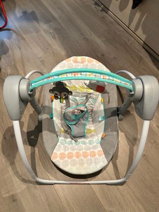 Silla Mecedora Bebé, balancea sola y tiene musica