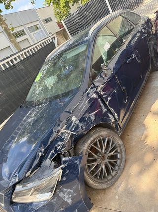 SEAT Leon 2017 accidentado 