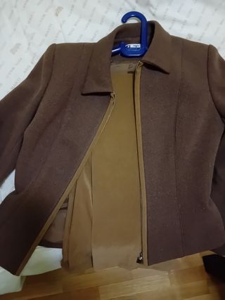 Conjunto de americana y pantalón .venta en persona
