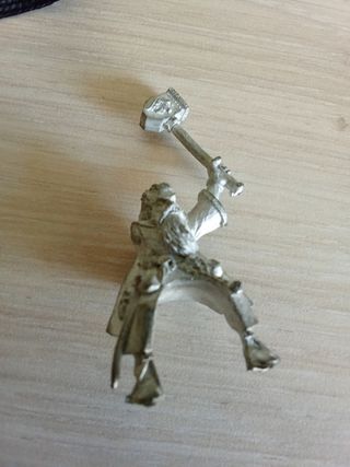 Hechicero del Imperio Warhammer Incompleto