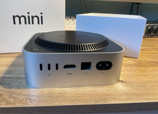 Mac mini M4 32/256GB