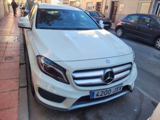 Mercedes-Benz GLA 2016