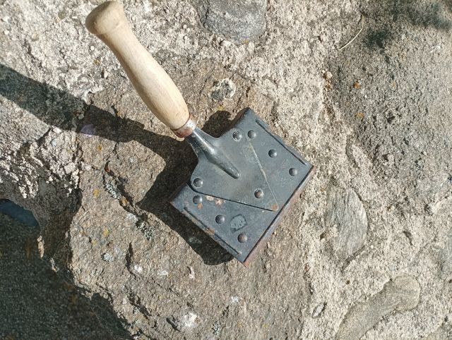 Almohaza para caballos