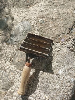 Almohaza para caballos