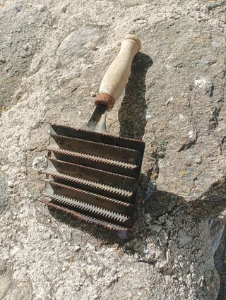 Almohaza para caballos