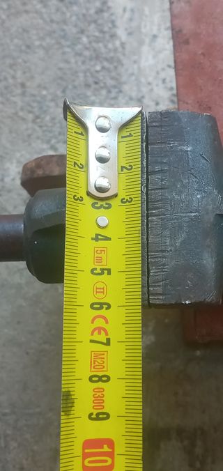 Tornillo de banco marca ACESA 50