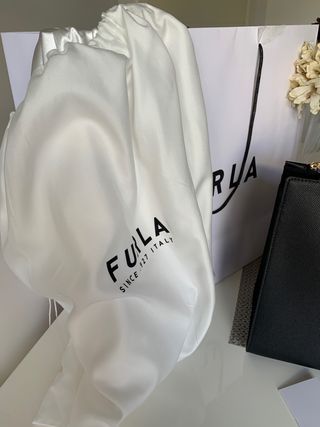 Bolso Piel Furla. A estrenar. PVP 384€.