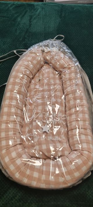 Nido colecho a cuadros vichy rosa marca Utzurre
