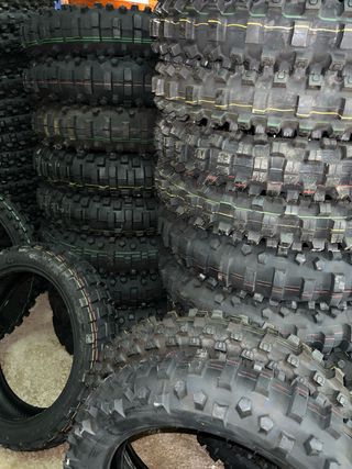Rueda de moto todoterreno