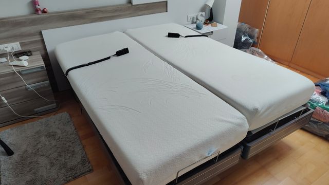 2 camas articuladas con colchón viscoelástico