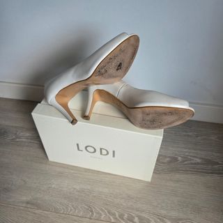 Zapatos de piel Lodi Tacón